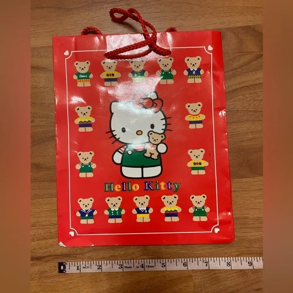 Hello Kitty Vintage Gift Bag